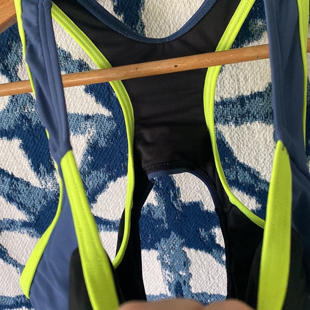 Nwot medium full body swimsuit - Picture 5 of 14